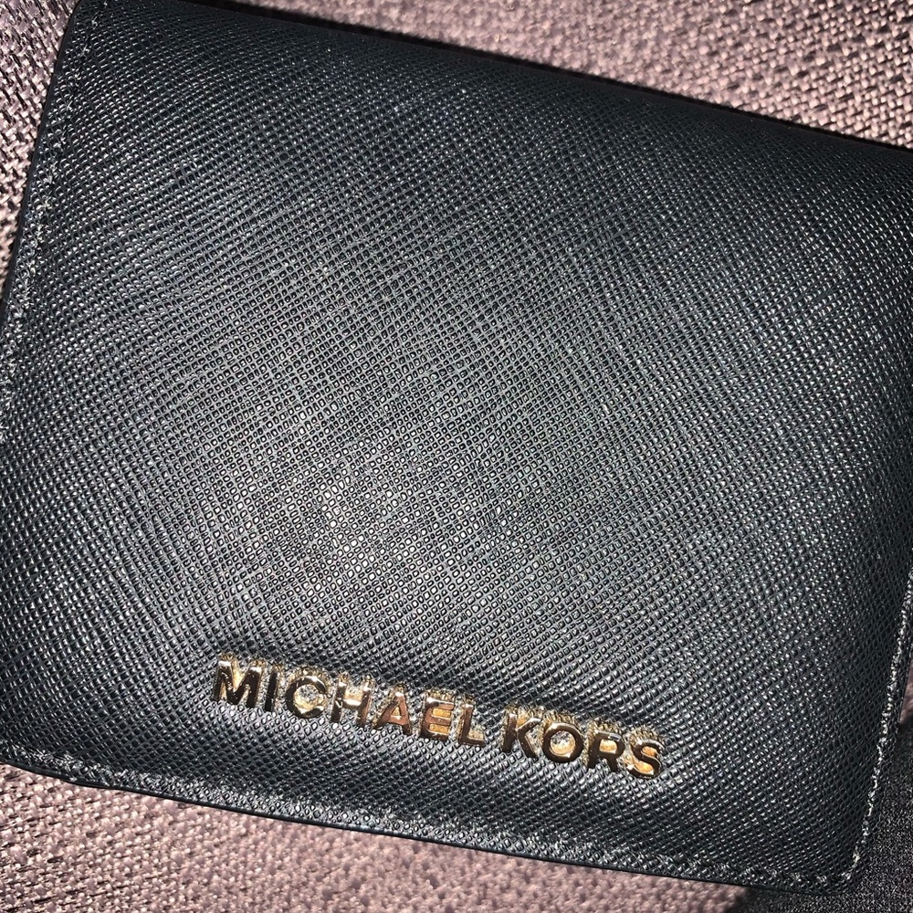 michael kors wallet